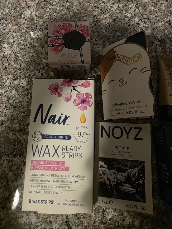 NWT Sample Set - Picture 3 of 4